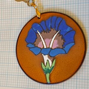 Vintage Enamel On Metal Artistic Blue & Gold Floral Pendant White Bead Necklace